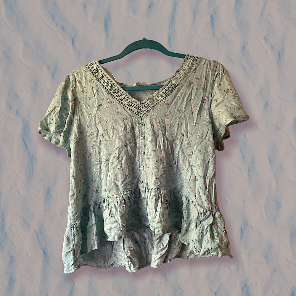 Size M - Hippie Rose cardigan style flowy summer/spring top/blouse - unworn